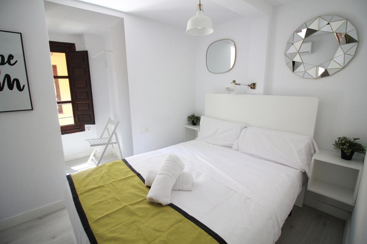 Zahira Suites Granada Buitenkant foto